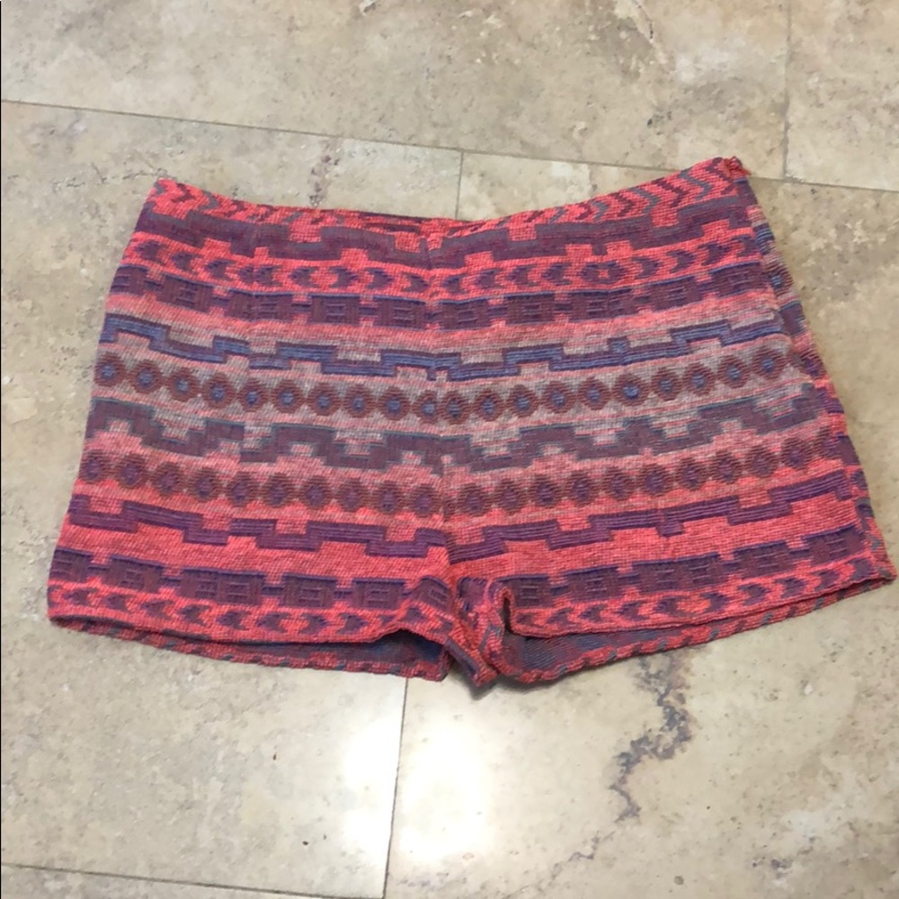 Honey Punch Mid Rise Tribal shorts